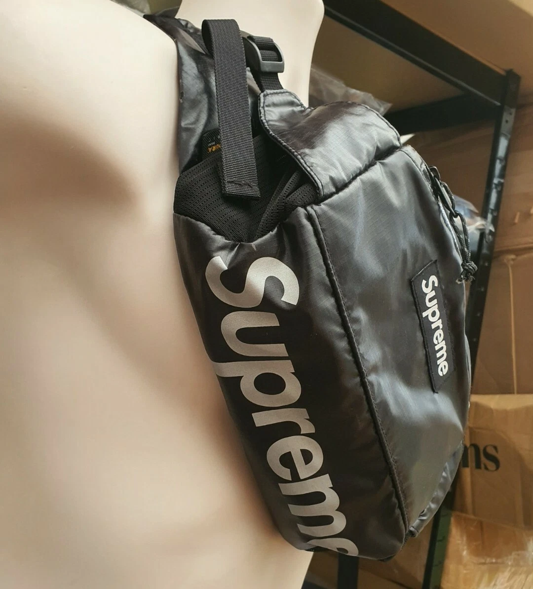 Sac taille noir FW17 Supreme tissu Cordura texte réfléchissant