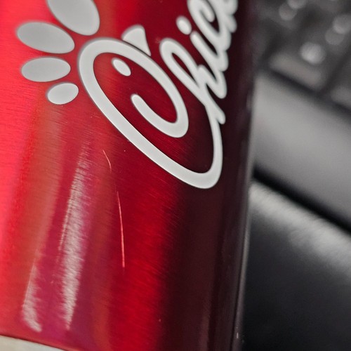 Chick-Fil-A Tumbler Travel Mug 20 Oz Limited Edition Metallic Red - Picture 2 of 7