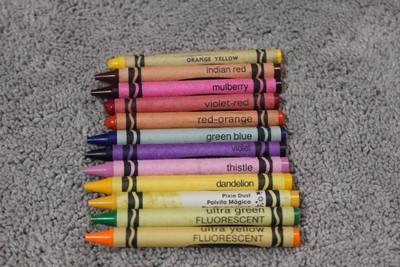 (12) Rare Discontinued Crayola Crayons OOP Pixie Dust Indian red mulberry