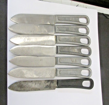 7  VINTAGE US MESS KIT KNIVES ONE BLACK HANDLE  NEEDS CLEANED HAVE MAKERS MARK