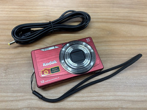 Kodak Digital Camera EasyShare M381 12.0MP Red Tested Full Working Set + CHARGER