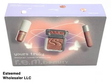 R.E.M. Beauty Yours Truly Makeup Set (Eyeshadow, Highlighter & Lip Gloss)