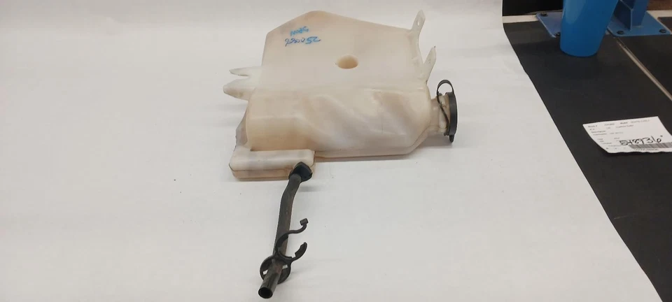 '04-'05 CHEVROLET MONTE CARLO coolant Overflow Bottle OEM 6 Month Wnty! - Imagem 3 de 4