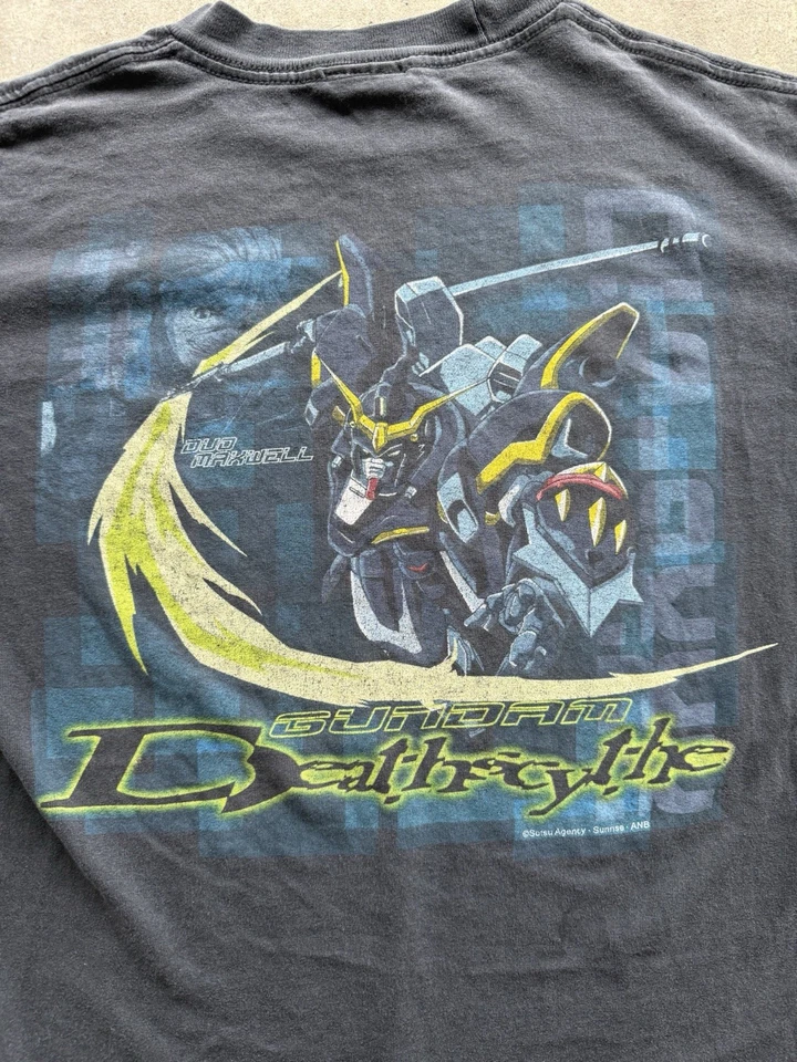 Camisa Desteñida De Colección Años 90 Anime Grial Gundam Robot Guadaña de la Muerte Sashiko Reparación Foto 2 de 4