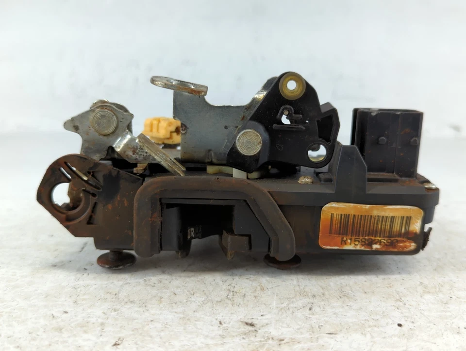 2008 Chevrolet Cobalt Door Latch AEN27 - Image 2 of 4