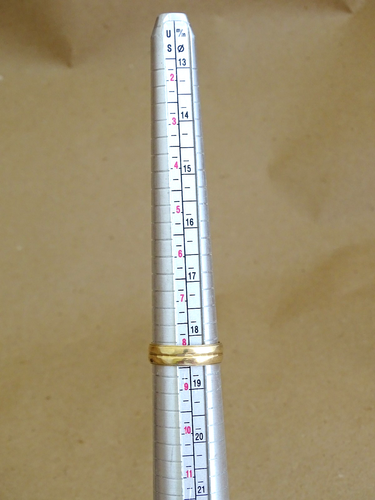 Vintage 14K Yellow Gold Ring Size Around 8 / Weight 3.74 g / FedEx FS / BE1p - Picture 3 of 18