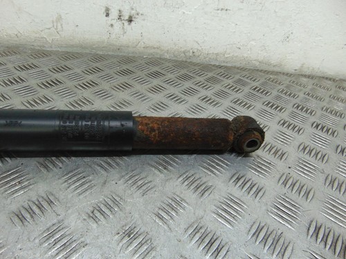 Amortiguador puntal trasero lado cercano pasajero izquierdo citroen c3 mk1 1.4 gasolina 2002-2010u - Imagen 3 de 5