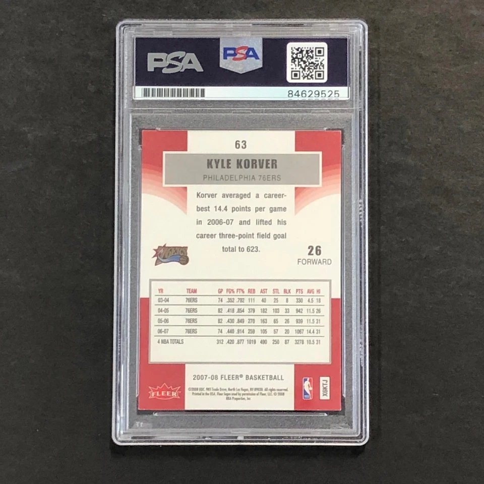 Tarjeta firmada por Kyle Korver #63 Fleer Basketball 2007-08 automática PSA Slabbed Hawks Foto 2 de 2