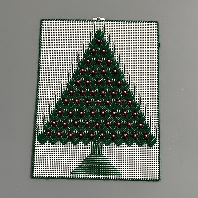 Vtg Christmas Tree Yarn Art Plastic Canvas Wall Hanging Pearls 10 1/2 x 13 1/2