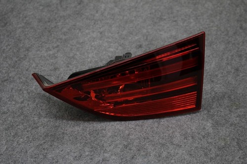 BMW X1 E84 Rückleuchte 2990114 Schlussleuchte Heckklappe rechts Rücklicht