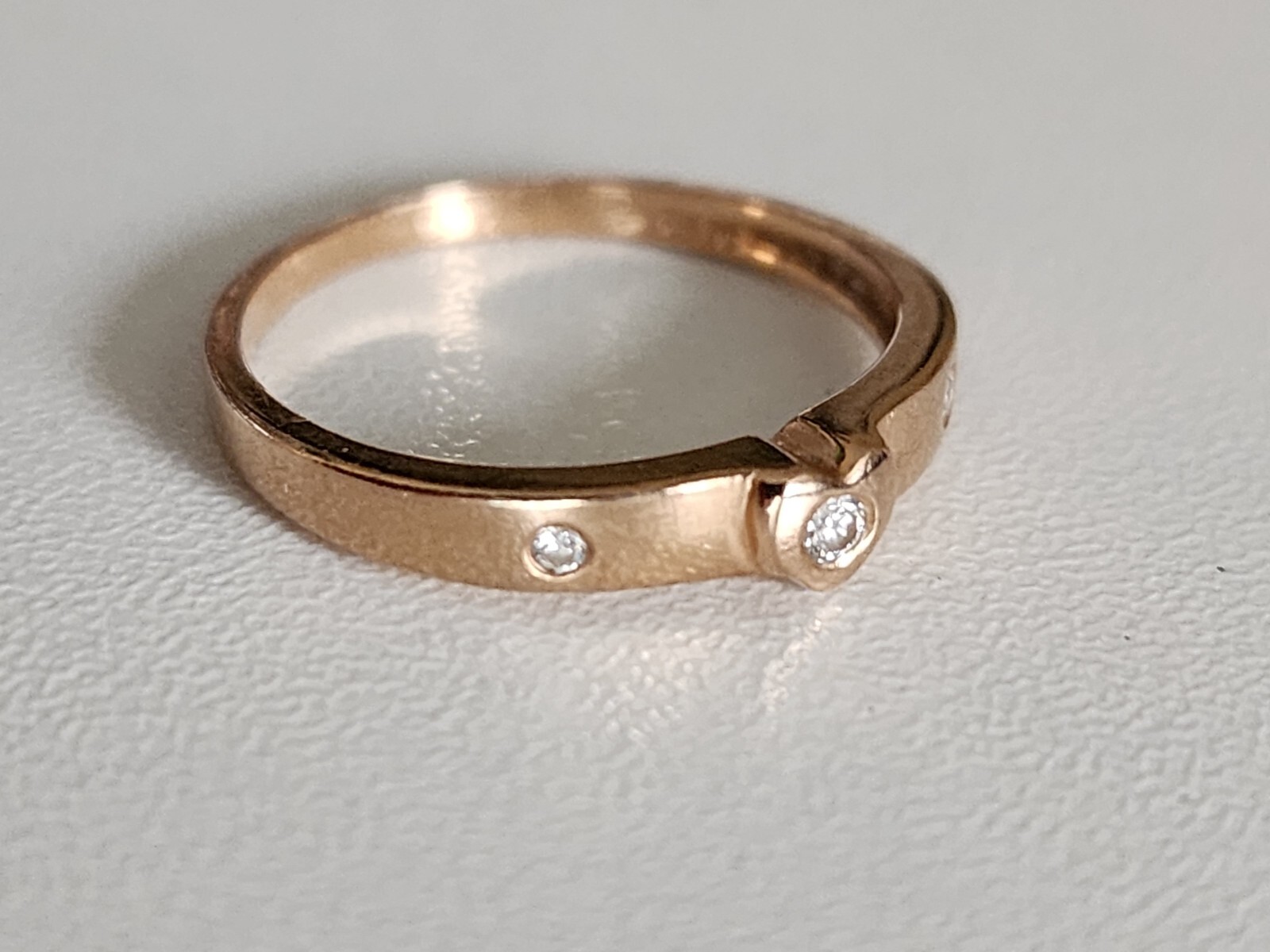 14K Solid Gold Plain Heart Diamond Ring-1.79 Grams - image 4