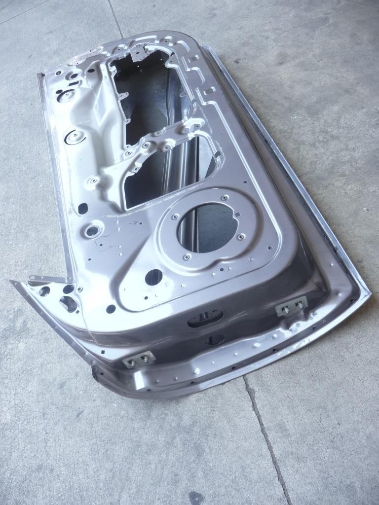 2010-2014 Maserati Granturismo GT Right Passenger Door Shell Panel 68498600 OEM