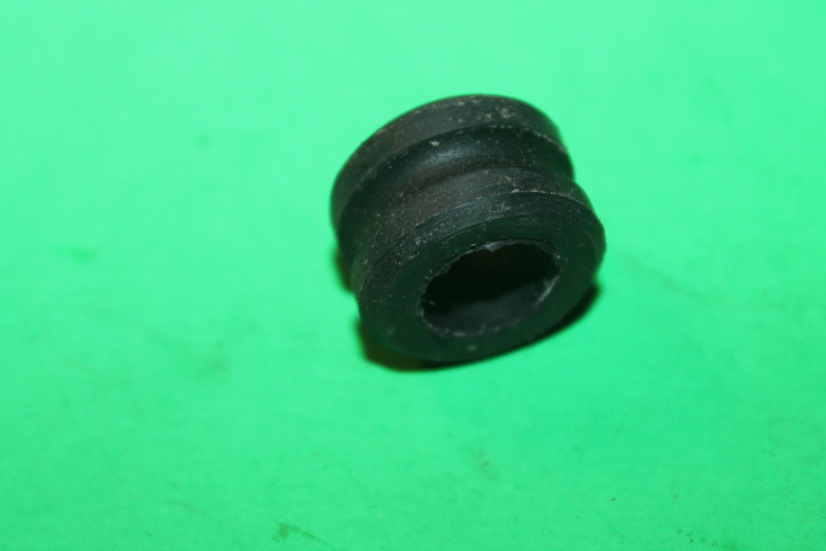 NOS Kawasaki Hose Bracket Grommet H1 H2 Z1 900 43064-001 | eBay