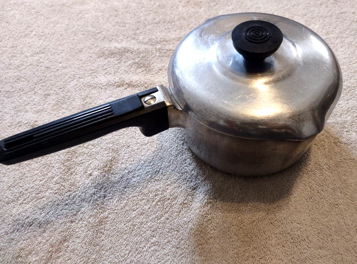 VTG Wagner Ware Sidney -O- Magnalite 4682 Aluminum Pan Pot W/Lid 2QT Pour Spouts