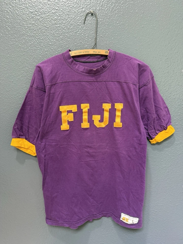 Camiseta Fiji Vintage Años 70 Russell Athletic Etiqueta Dorada Púrpura Algodón Timbre L Foto 4 de 4