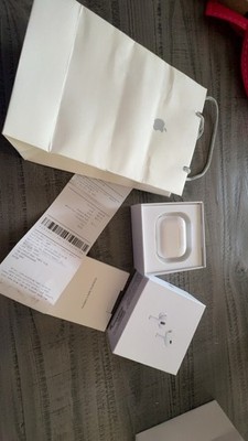 Apple AirPods Pro 2 Wireless Bluetooth Earbuds White with Charging Case