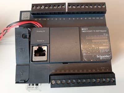 Schneider Electric TM221C24T /Tr OUT Source
