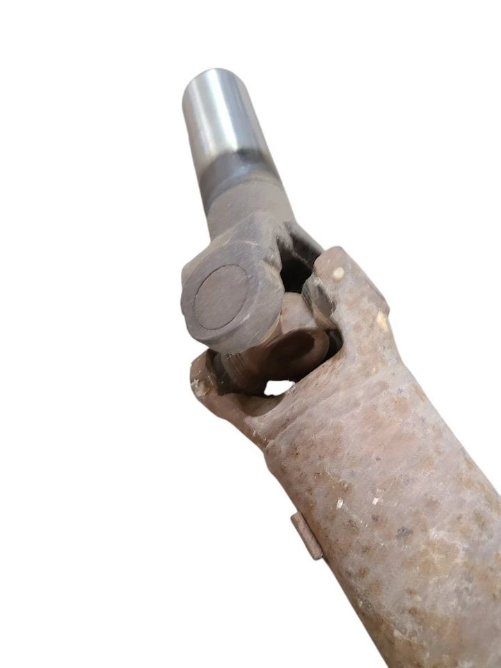 Rear Drive Shaft 4WD 131.5" Wb Fits 88-98 CHEVROLET 1500 PICKUP 612092 - Image 4 of 4