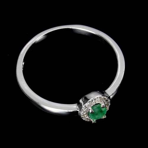 Sin Calentar Ovalado Esmeralda Verde 4x3mm Imitación Cz 925 Anillo Plata de Ley - Imagen 3 de 9
