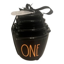 NWT Rae Dunn Halloween Black Bat Measuring Cu...