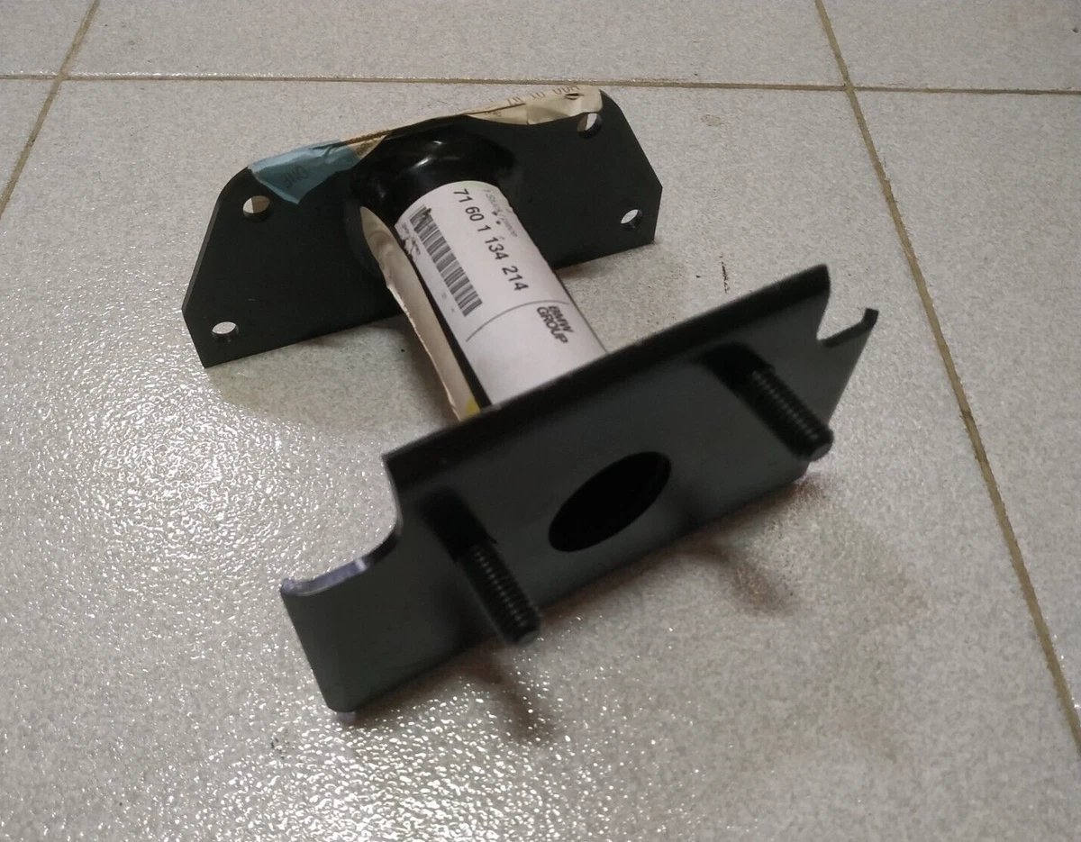 BMW E34 bumper bracket right rear !NEW! GENUINE 71601134214 | eBay