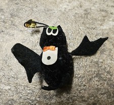 1986 R. Dakin Co. Felt Stuffed Halloween Black Bat Tuxedo