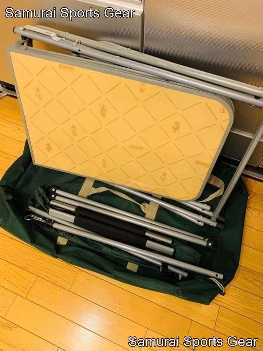 Mesa Coleman Direct from Japan para cocina Foto 2 de 4