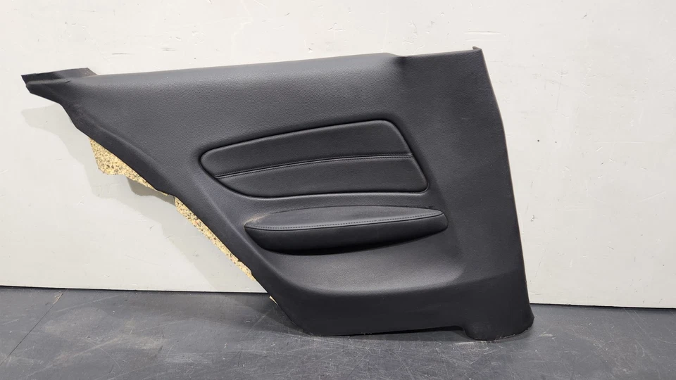 ✅ 08-13 OEM BMW E82 cupé conductor trasero puerta izquierda panel de tarjetas cuero Boston negro Foto 2 de 4