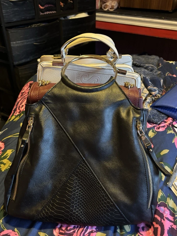 Bolso bandolera mediano de cuero Portland Foto 4 de 4