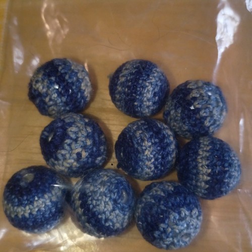 9 Piece Lot Of 16 mm Crochet Bead Beads Crocheted Cover Beads Vintage Variegated