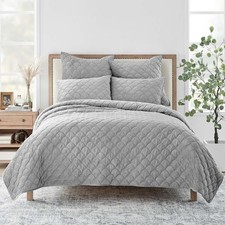 - Light Grey Velvet Quilt Set - King Quilt and Two King Shams - Velvet - Ligh...