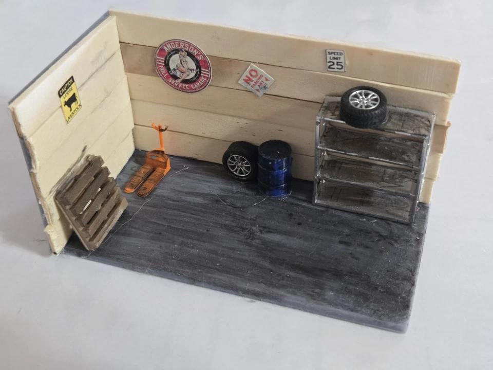 Custom Wrecker And Garage Hot Wheels Matchbox  - Image 2 of 4