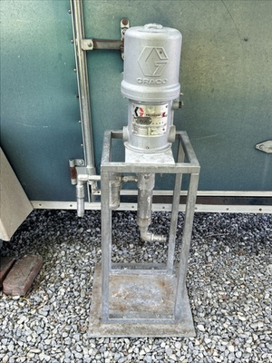 #ad Graco President 10:1 Pneumatic Pump 206 790 W Stand $750.00
