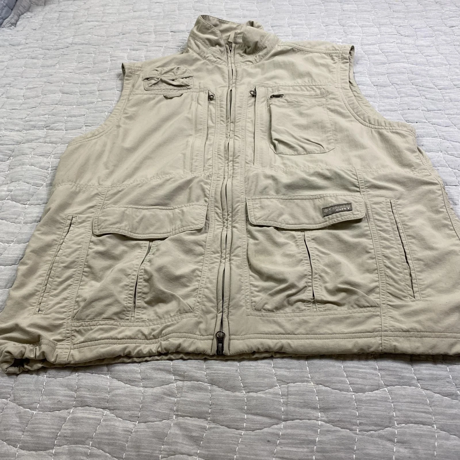 Columbia GRT Vest Mens 2XL Beige Travel Fishing Utility Full Zip Pockets Outdoor
Opens in a new wind