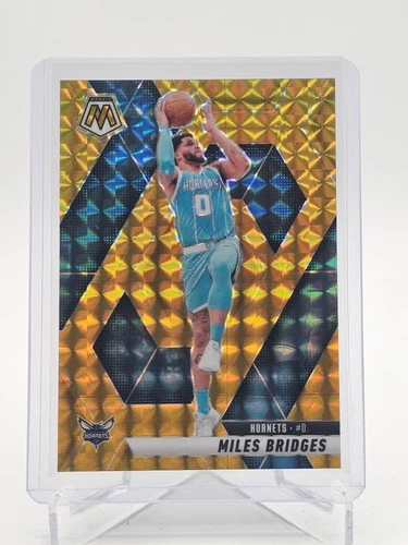 MILES BRIDGES 2024-25 PANINI MOSAIC GOLD PRIZM /10 #67 HORNETS Q7486
