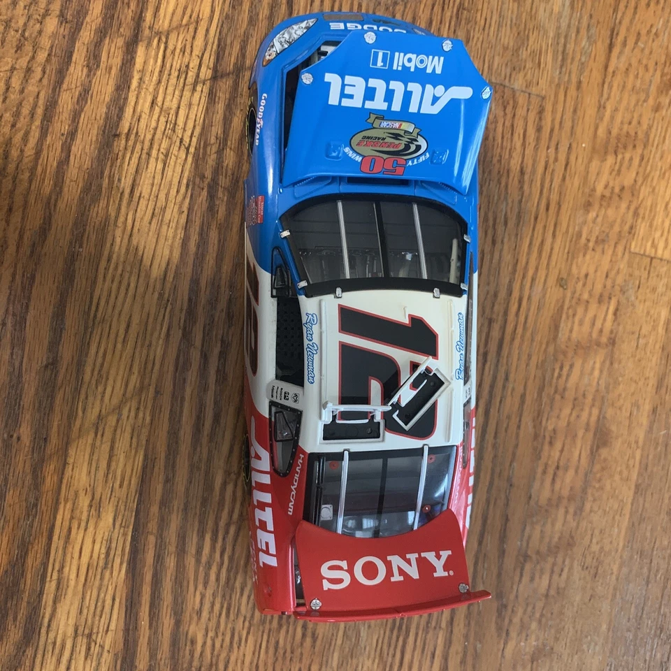 2003 RYAN NEWMAN 1/24 #12 ретро Penske 50-я победа Intrepid гоночный автомобиль команды калибр - Изображение 2 из 4