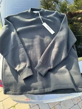 Essentials Fear of God Relaxed Crewneck Sweatshirt | Size XXS Men | Relaxed Fit