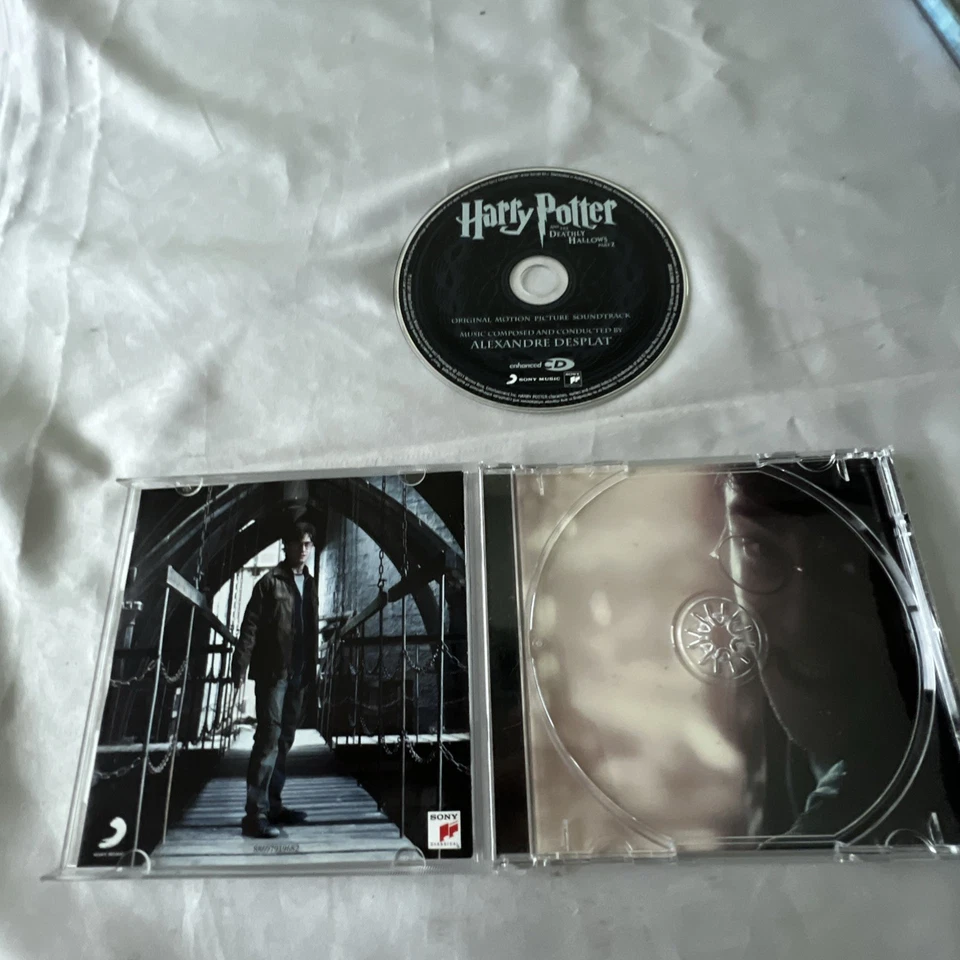 Harry Potter And The Deathly Hallows Part 2 CD Soundtrack Music Rare Movie Merch - Image 3 of 4