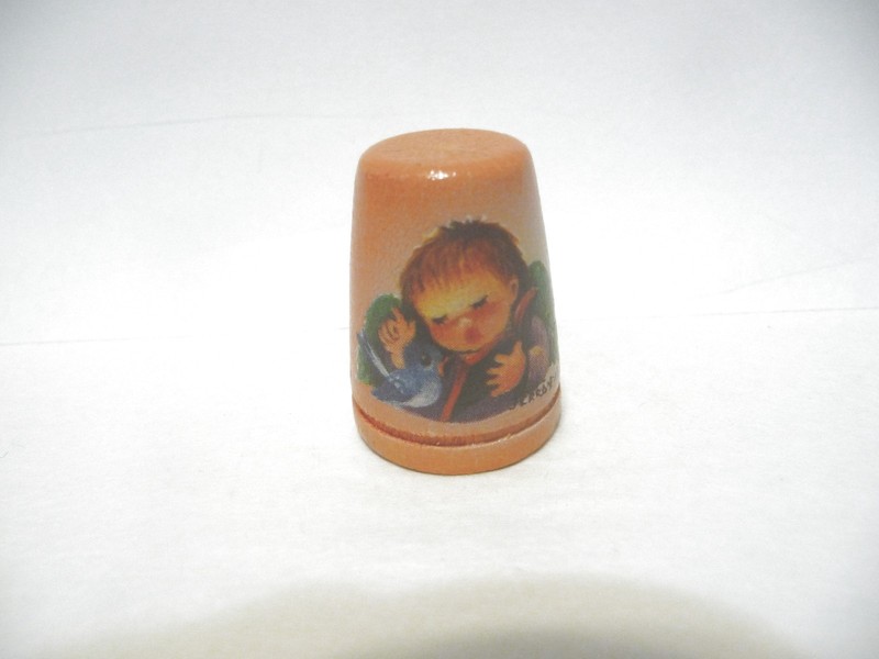 THIMBLE VINTAGE ORANGE WOOD ANRI ITALY '82 3RD LE BOY W/BLUEBIRD