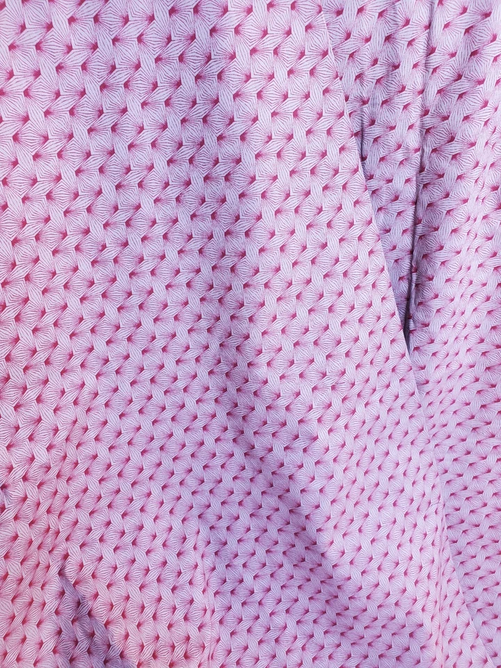 VTG OOP Jinny Beyer for RJR Fabrics Red Beige Gray Geometric Quilt 99" x 45" - Image 2 of 3