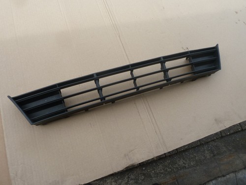 BMW 5er F10 F11 LCI Ab 2013-2016 Lüftungsgitter Stoßstange Vorne Mitte 7331724