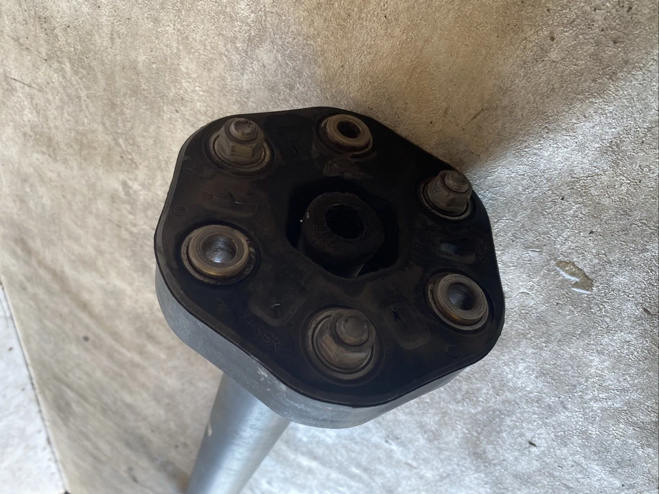 Eje de transmisión Lexus IS350 IS250 2006-2013 TRACCIÓN TRASERA EJE DE HÉLICE OEM Foto 2 de 4