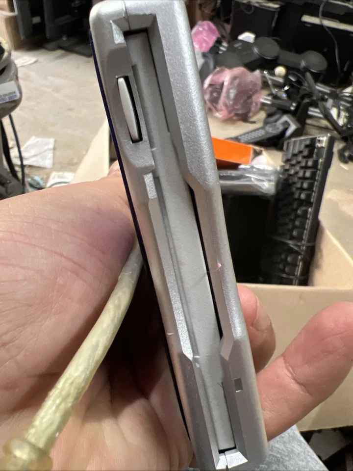 Unidad de disquete externa USB Imation D353FUE Foto 3 de 4