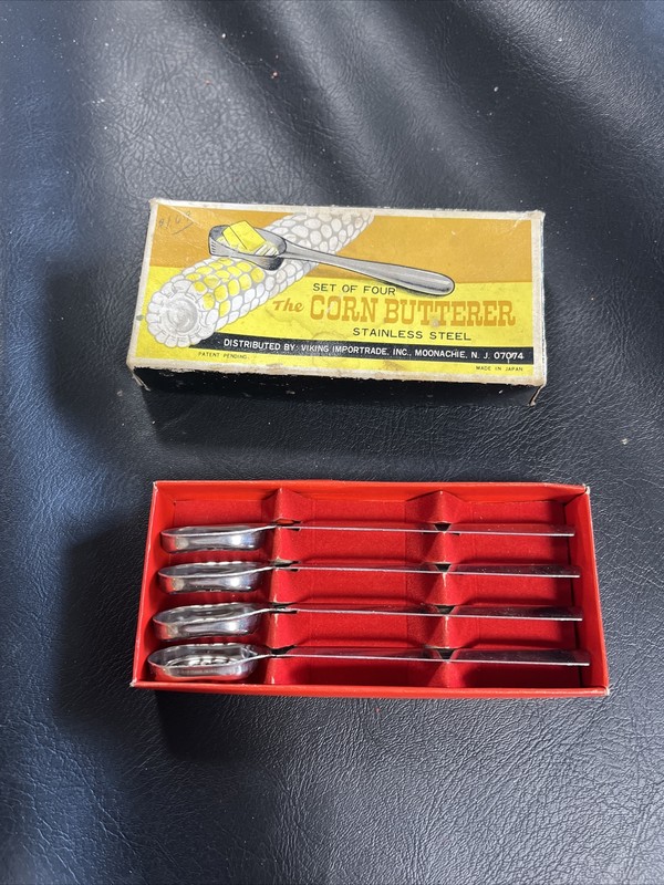 Vintage Kitchen Set Of 4 Corn Butterer In Box