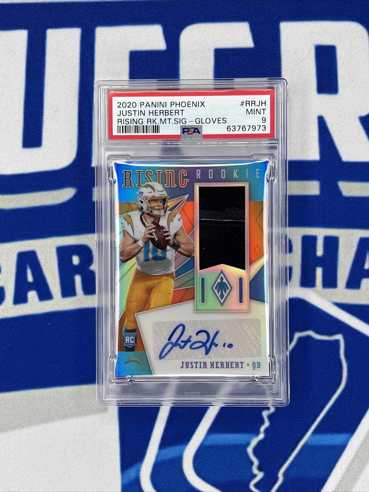 Justin Herbert Panini Phoenix Rising Rookie Material Signatures #RRJH Gloves