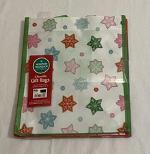 Winter Wonder Lane 3 Reusable Christmas Gift Bags (per set)  8.75”x10”x5.5” NWT