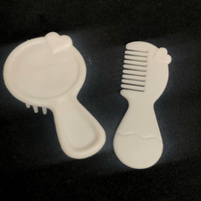 vintage doll pony hair brush set white with heart on edge wavy line on handle 2i
