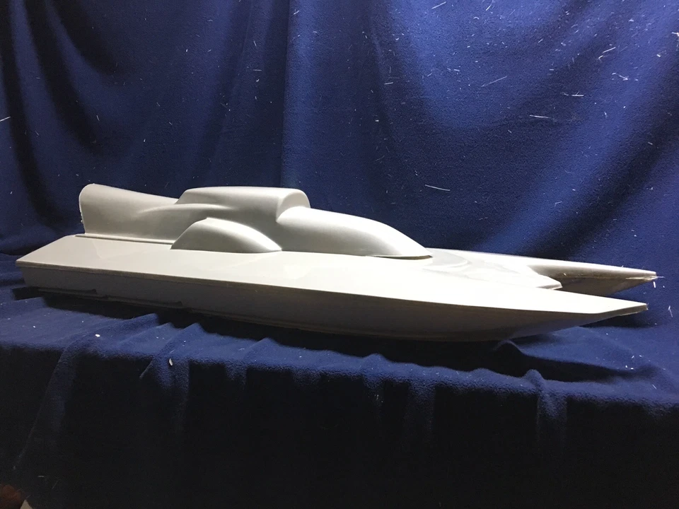 43" FAST CAT - FIBERGLASS RC BOAT KIT  W/ MARINE PLY STRINGERS - FITS GAS MOTOR - Image 2 of 4