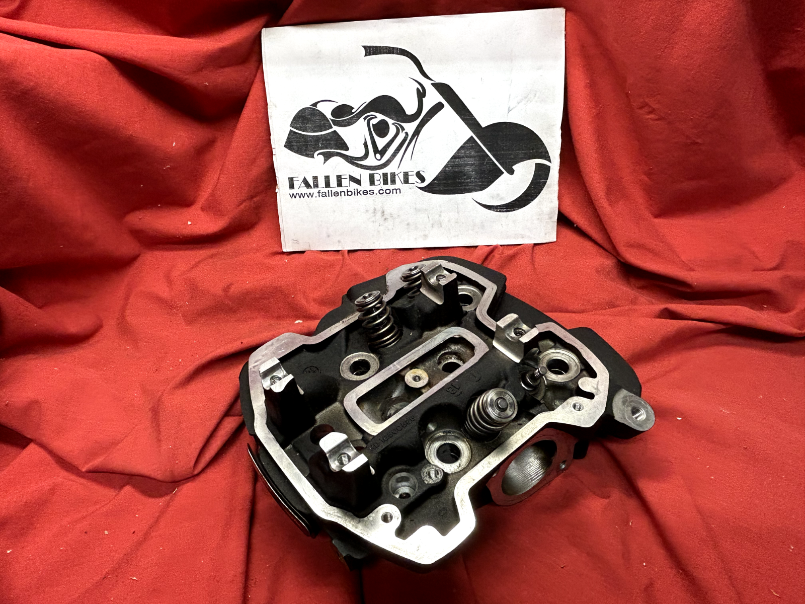 Harley Davidson CVO Screamin Eagle Cylinder Head Oil Cooled 