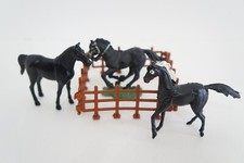 Vintage Plastic Toy Horses Figures Lot